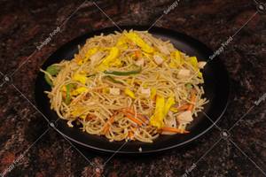 Egg Chicken Chowmein