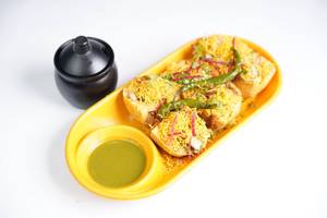 Nasik Ulta Vada Pav