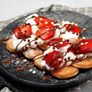 Devils Berry Own Mini Pancake   