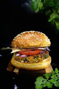 Aloo Tikki Burger