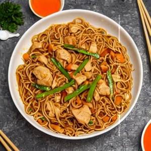 Gravy Noodles Chicken