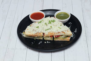 Aloo Masala Cheese Grill