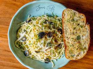 Spaghetti Aglio E Olio