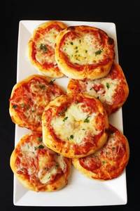 Mini pizza                                            