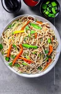 Veg Hakka Noodles