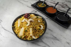 Veg Singapore Fried Rice