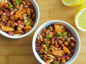 Black Chana Salad