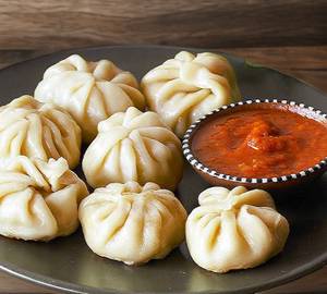 Veg Steamed Momos [5 Pieces]