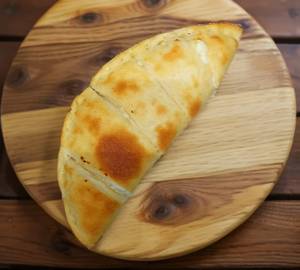 Stuffed Garlic Bread