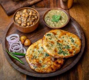 Chhole Kulche Meal