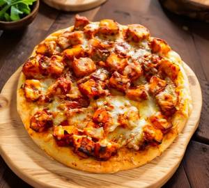 Paneer tandoori pizza