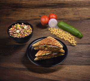 Combo : Chef Special  ( Big Chickpea Salad + High Protein Kala Sandwich)