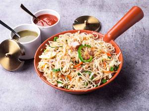 Chicken Road Side   Noodles