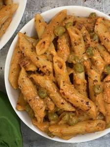 Veg Schezwan Pasta [Dry]