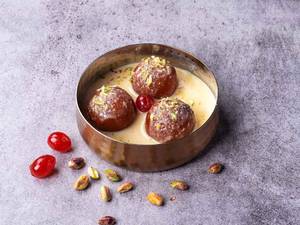 Kevvu Keka (Gulab Jamun With Rabidi)