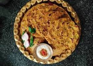 Thalipeeth Thali