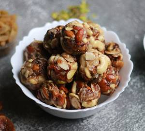 Dry Fruits Laddu
