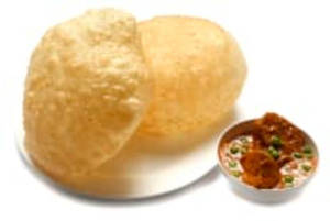 Radhaballavi With Aloo Dum
