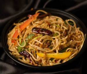 Crispy Hakka Noodles