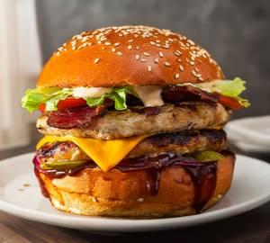 Special Twin Toi moi Chicken Burger