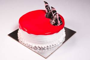 Eggless Strawberry Cake