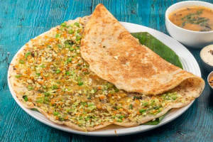 Cheese onion plain dosa