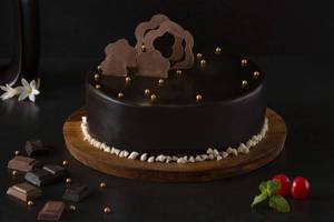 Royal Chocolate Cake