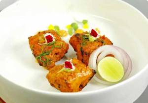 Fish Tikka (10 Pieces)
