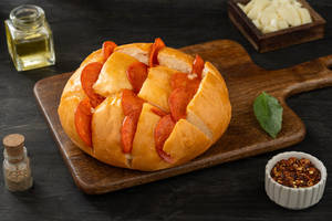 Pull Apart Garlic Bread with Pepperoni(Pork)