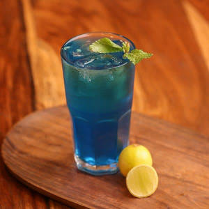 Blue Curacao Mojito