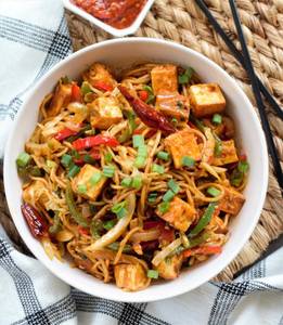Paneer Chilli Noodles