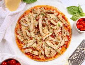 Roasted Garlic & Chicken Pizza