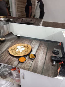 Murthal Payaz Paratha