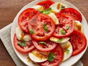 Tomato Salad [150 Gm]