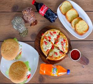 Burger + pizza +campa