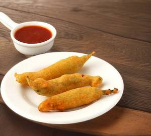 Mirchi bhajiya