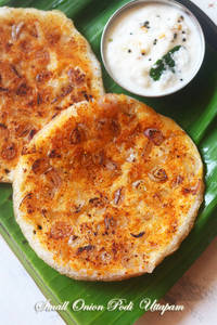 Onion podi uthappam