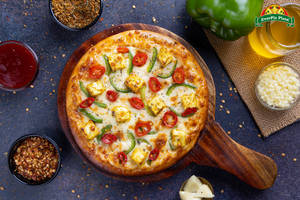 Spicy Peppy Paneer Pizza