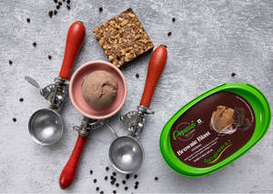 Brownie Blast Chocolate Ice Cream (Small Scoop [80 Ml])