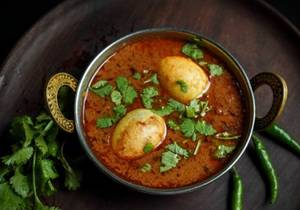 Egg Curry [2Pcs]