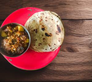Aloo flower sabji with 5 plain roti