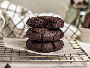 Gluten Free Double Choc Chip Cookies (6 Pcs)