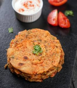 Spring Onion Tomato Paratha