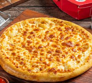 Cheese Loaded Margherita Pizza