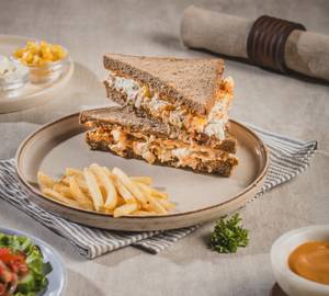 Smoky Paneer & Corn Crunchy Sandwich