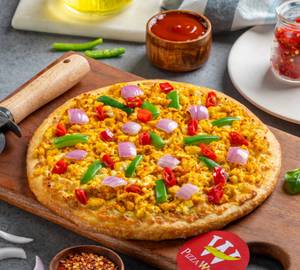 Poppins Spicy Veg Pizza