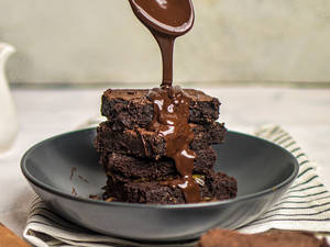 Chocolate Chips Brownies (6 Pcs)