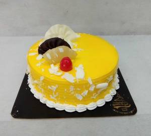 Scrumptious Pineapple Cake 