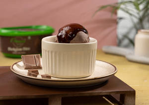 Belgian Bite Chocolate Ice Cream (Small Scoop [80 Ml])
