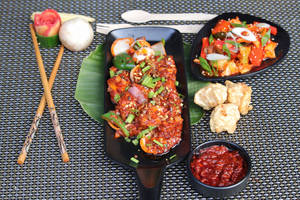 Chilli Chicken Dry (8 Pcs)